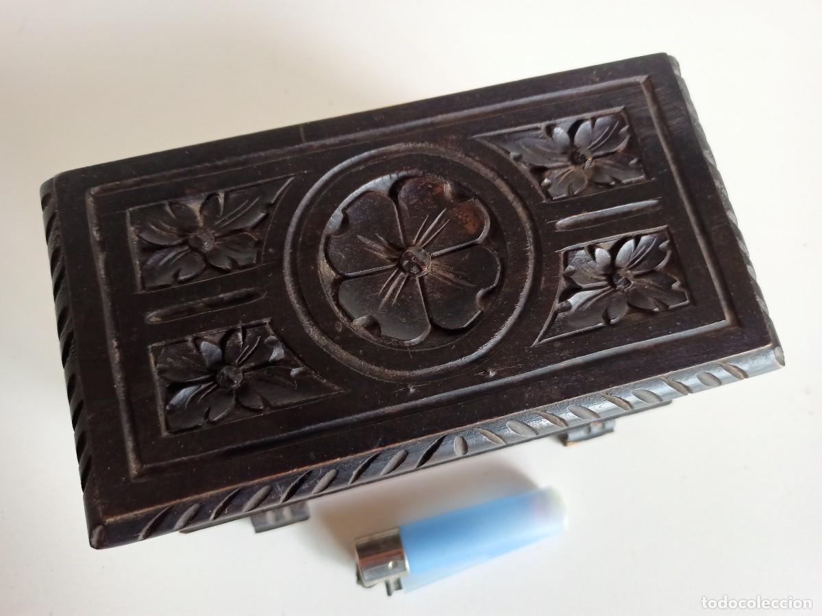 Cajas y cajitas met&aacute;licas: Caja de madera estilo renacimiento - Foto 2