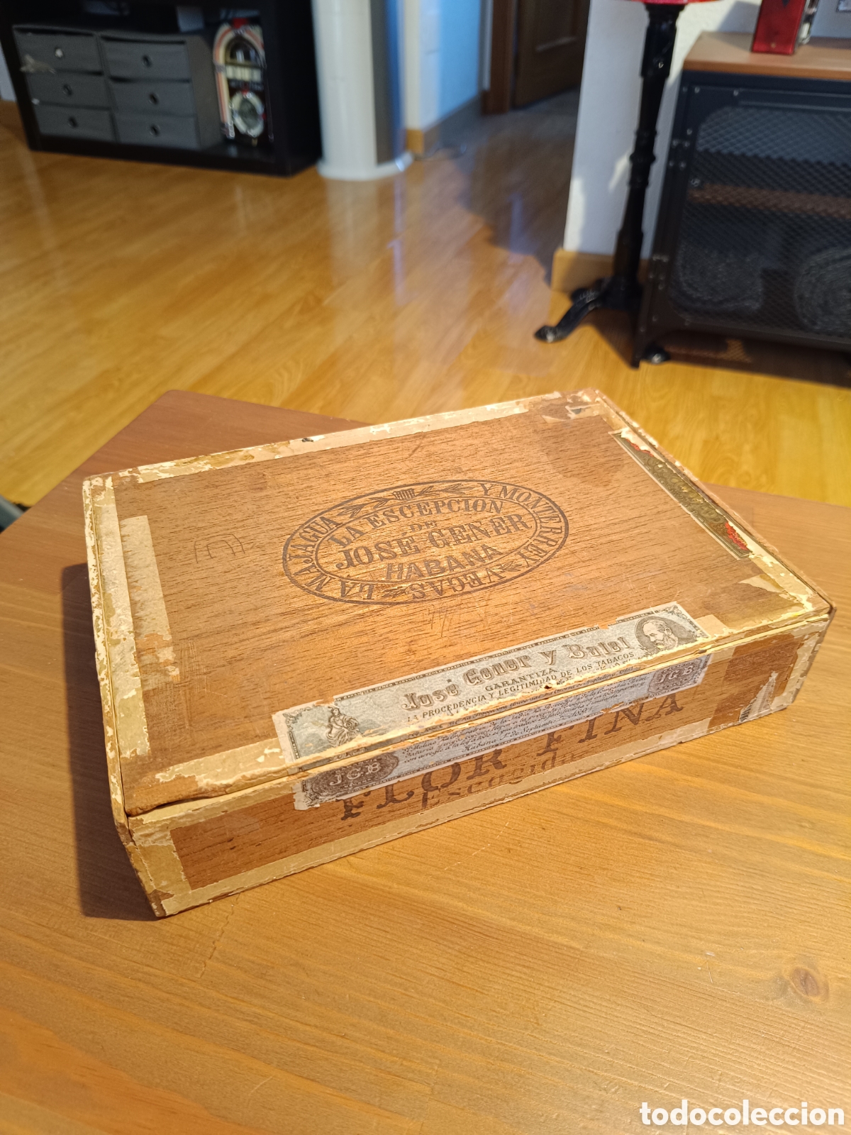 Cajas y cajitas met&aacute;licas: Caja vac&iacute;a puros LA ESCEPCION DE JOSE GINER HABANA BREVAS IMPERIALES del 83