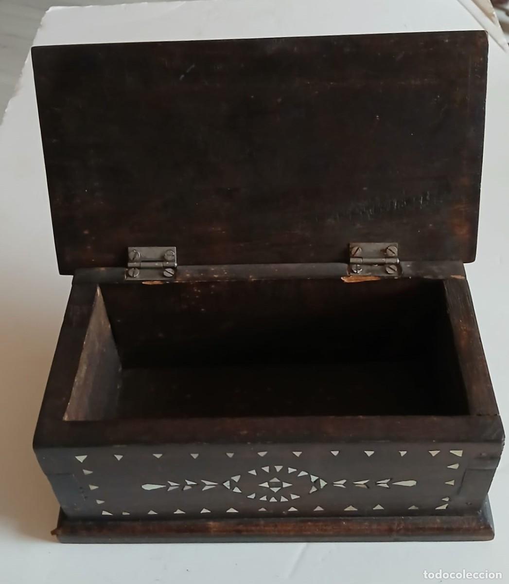 Cajas y cajitas met&aacute;licas: Caja de madera con incrustaciones - Foto 4