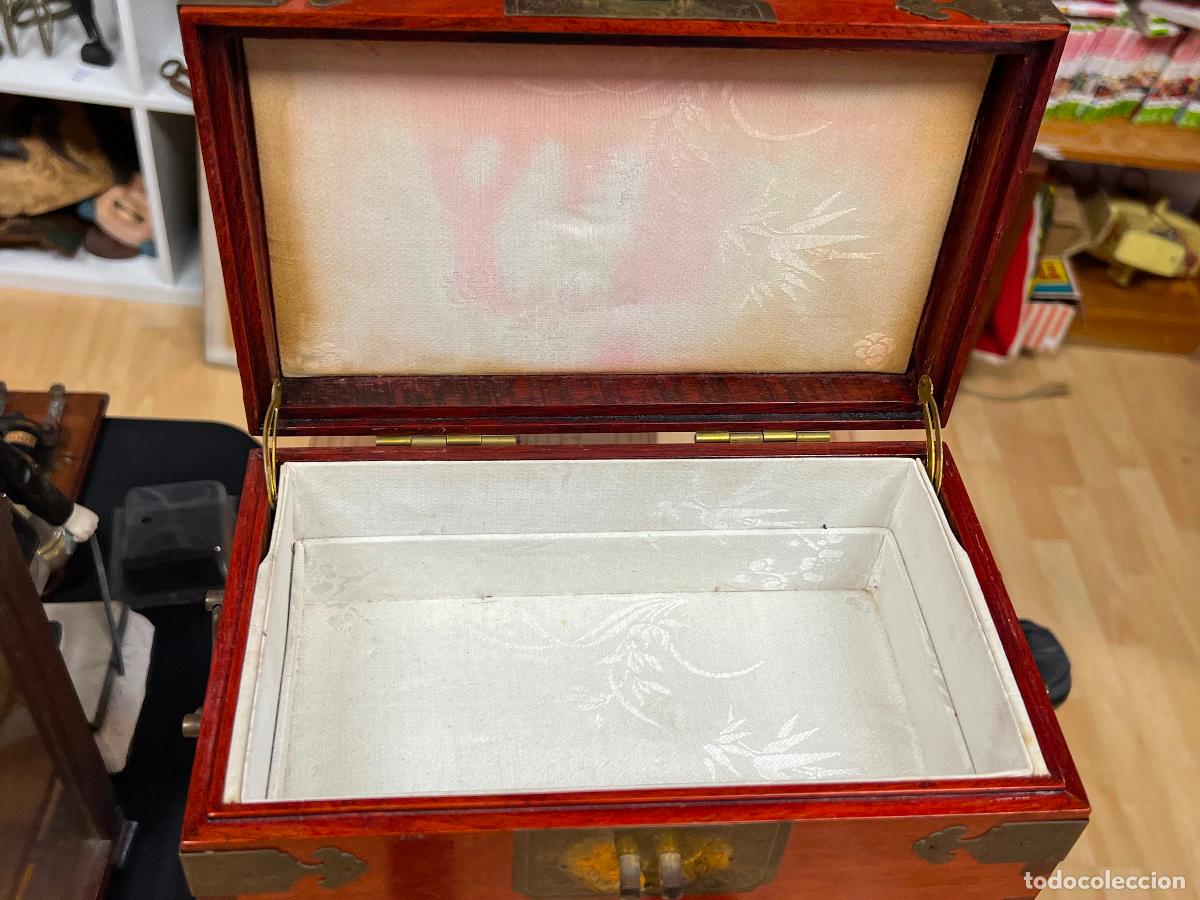 Cajas y cajitas met&aacute;licas: caja baul oriental en madera - Foto 8