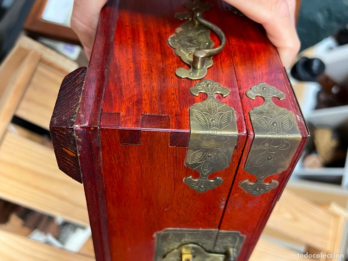 Cajas y cajitas met&aacute;licas: caja baul oriental en madera - Foto 10