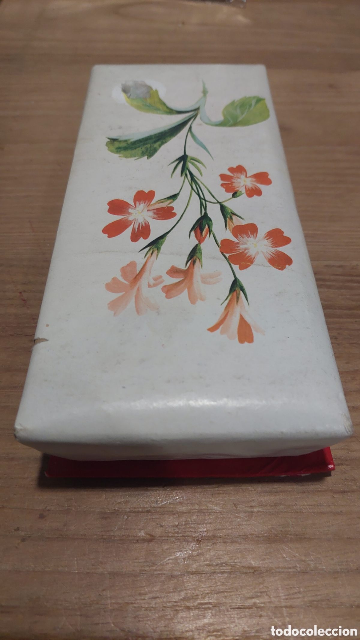 Caixas e caixinhas met&aacute;licas: Caja de bombones hijos u&ntilde;a Valladolid fabricante 512 vac&iacute;a