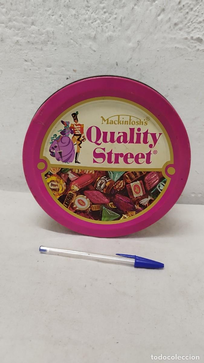 Blechdosen und Kisten: Antigua caja de bombones chocolate.Mackintosh's Quality Street
