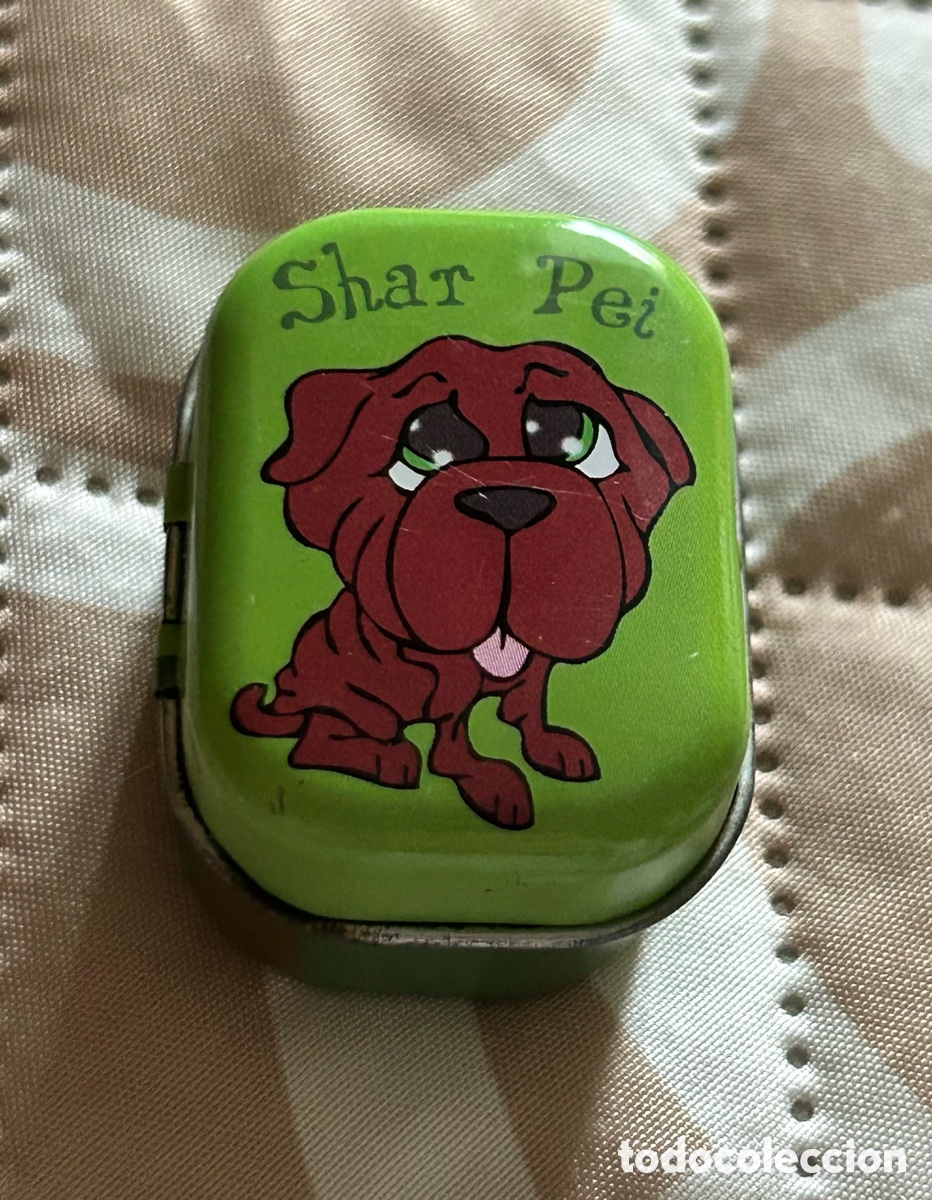 Casse e cassette metalliche: CAJITA MET&Aacute;LICA VAC&Iacute;A CON IMAGEN PERRO SHAR PEI. MINI JUGUETE