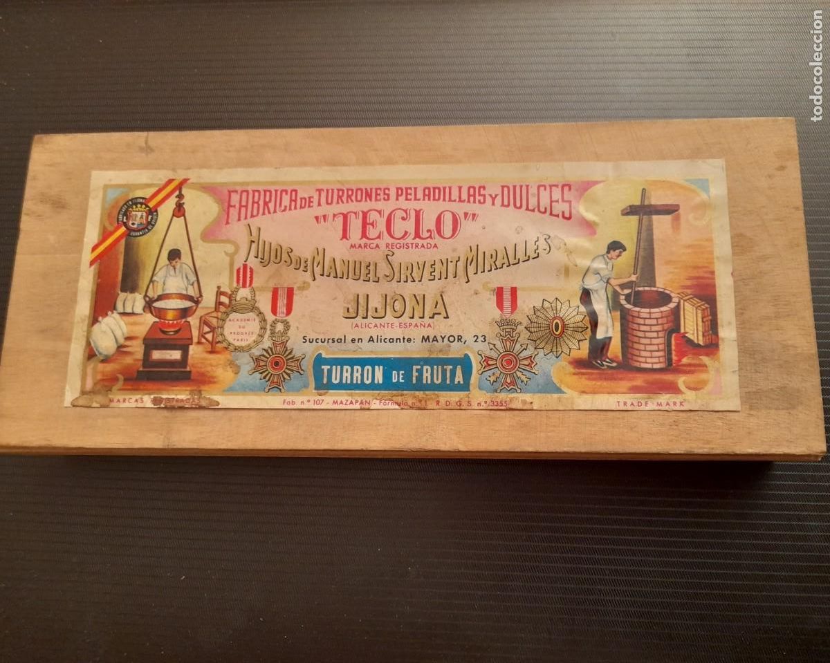 Cajas y cajitas met&aacute;licas: Caja de madera Turrones TECLO, HIJOS DE MANUEL SIRVENT MIRALLES Jijona. Turron de Fruta. Vac&iacute;a.