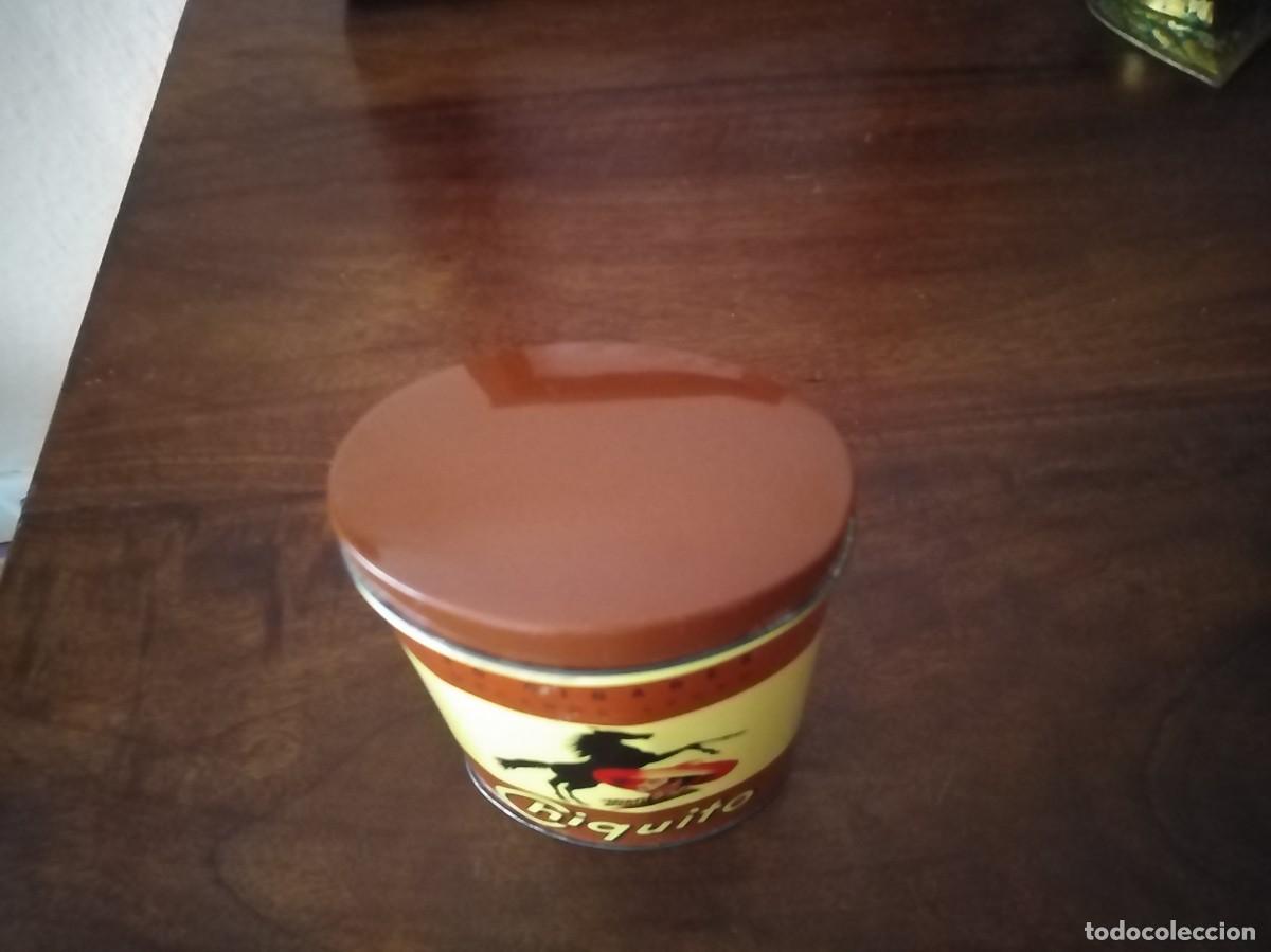 Cajas y cajitas met&aacute;licas: Caja de lata de tabaco Chiquito. - Foto 5