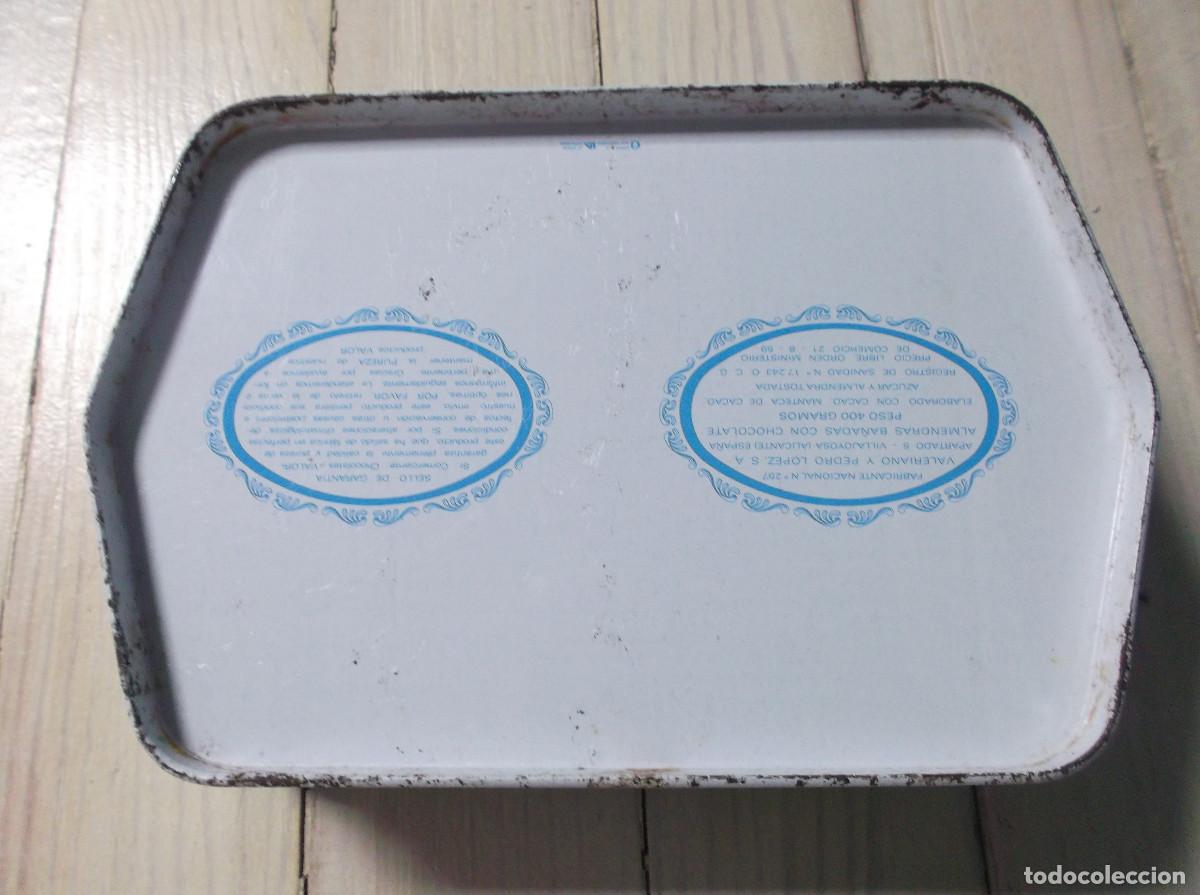Cajas y cajitas met&aacute;licas: Caja de almendras con chocolate - Chocoperlas Valor - Foto 4
