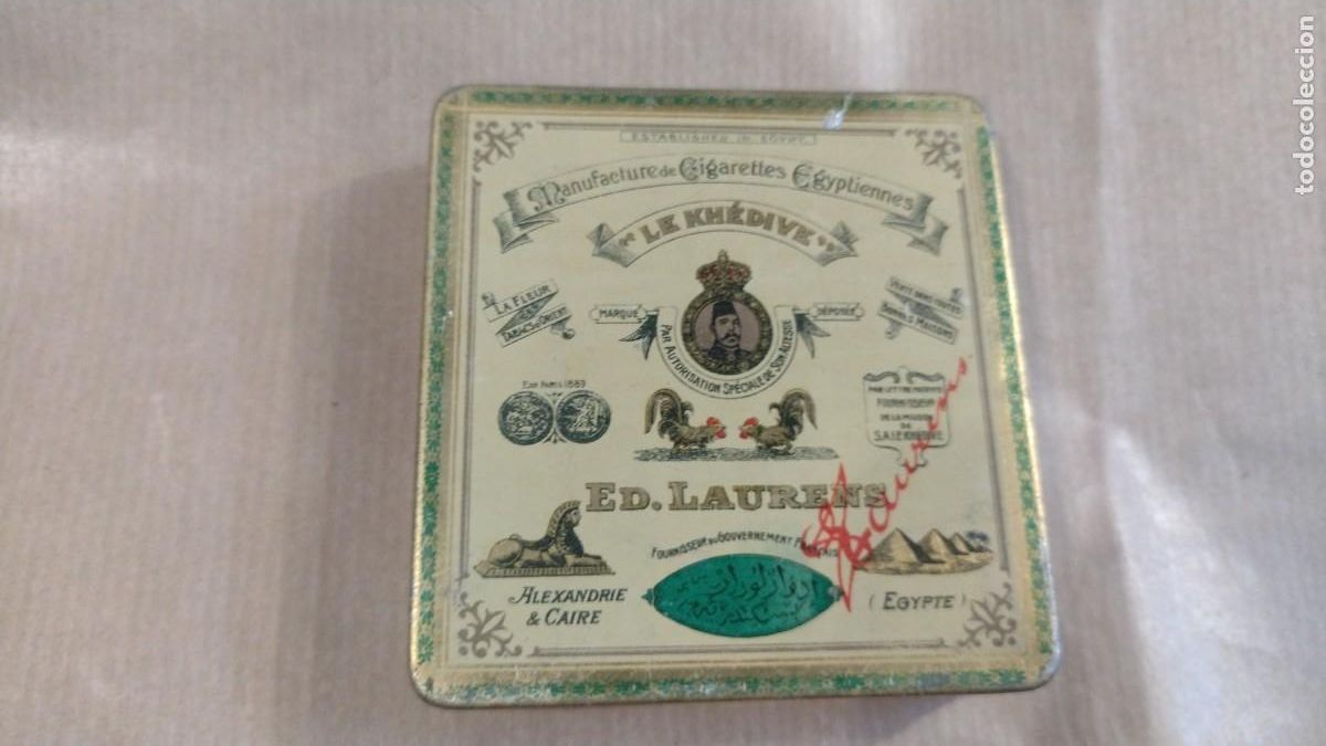 Cajas y cajitas met&aacute;licas: CAJA DE HOJALATA LITOGRAFIADA PUBLICIDAD CIGARRILLOS FIGARO ED LAURENS. TABACO LE CAIRE ALEXANDRIE