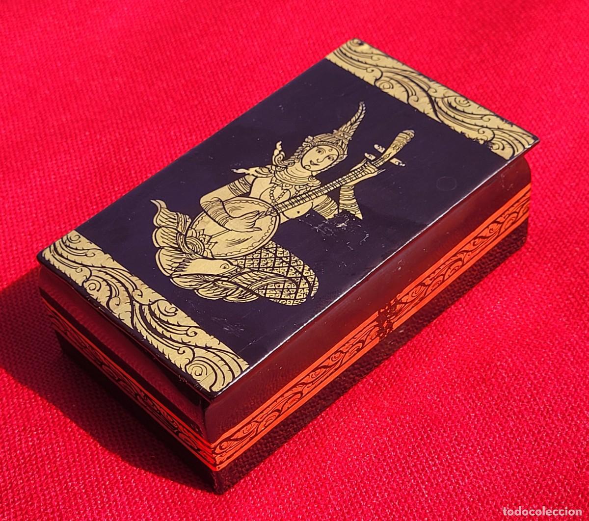 Cajas y cajitas met&aacute;licas: Joyero negro lacado y pintado a mano, Siam