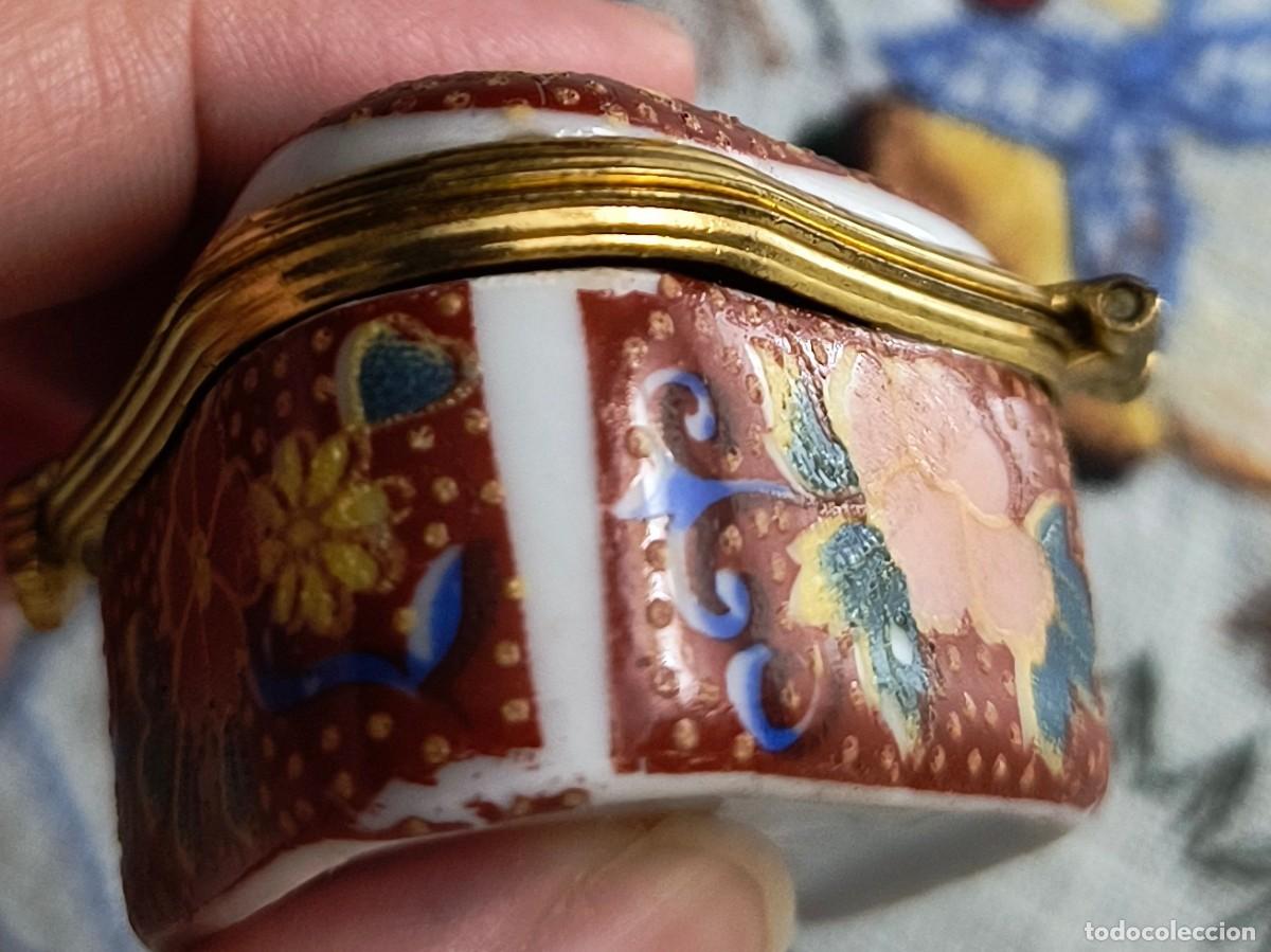 Cajas y cajitas met&aacute;licas: CAJITA OVALADA DE FLORES - Foto 4