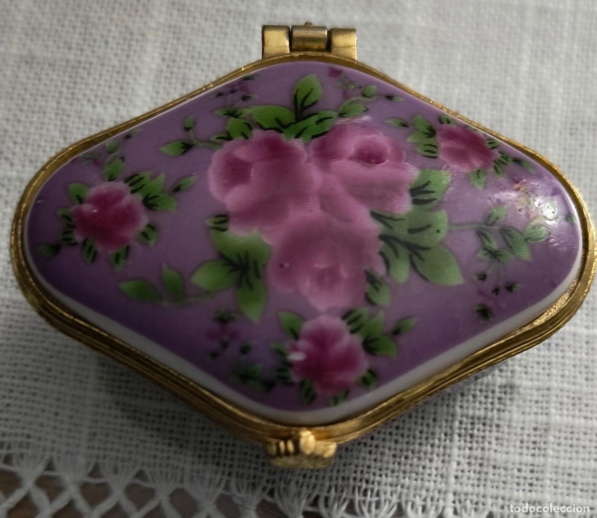 Cajas y cajitas met&aacute;licas: CAJITA DE PORCELANA DE FLORES (9)