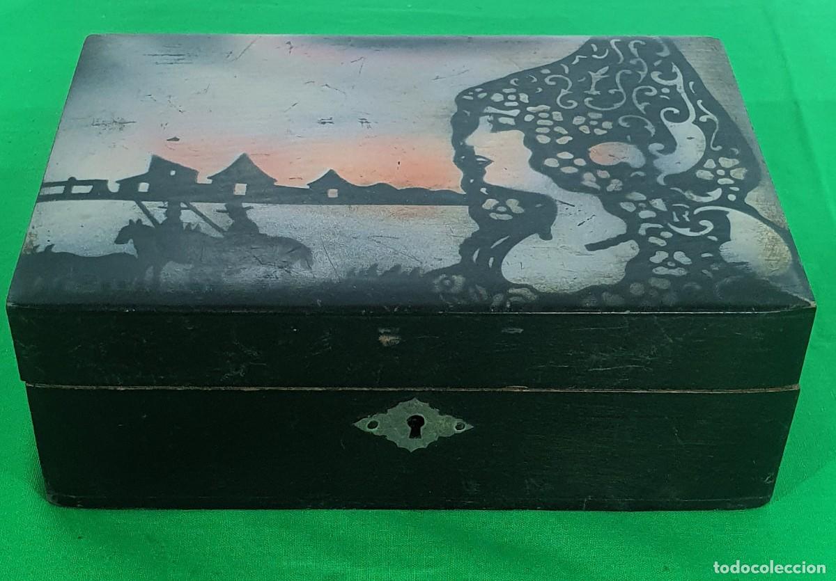 Cajas y cajitas met&aacute;licas: -Caja de madera ,Dulcinea y Quijote - Foto 2
