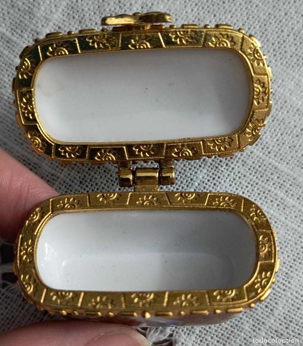 Cajas y cajitas met&aacute;licas: CAJITA RECTANGULAR DE PORCELANA CON FLORES - Foto 4