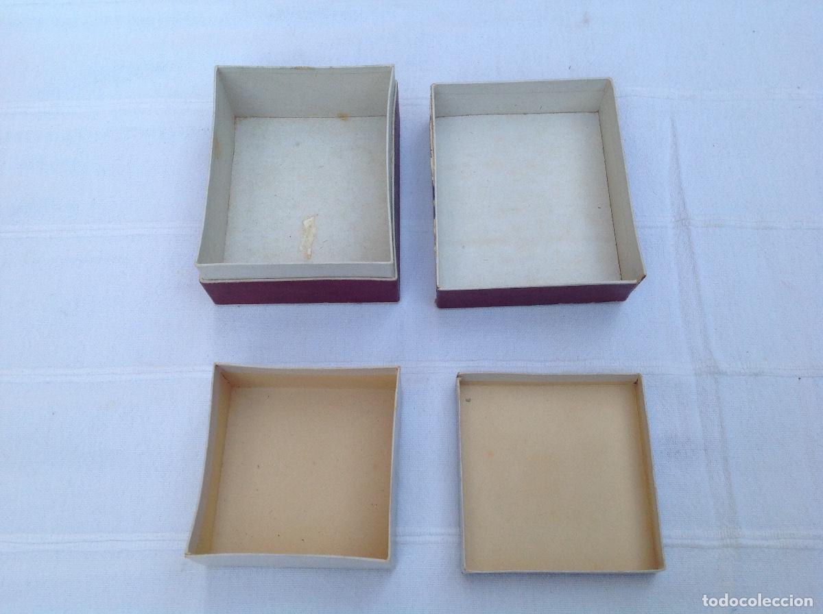 Cajas y cajitas met&aacute;licas: Dos cajitas de cart&oacute;n. - Foto 2