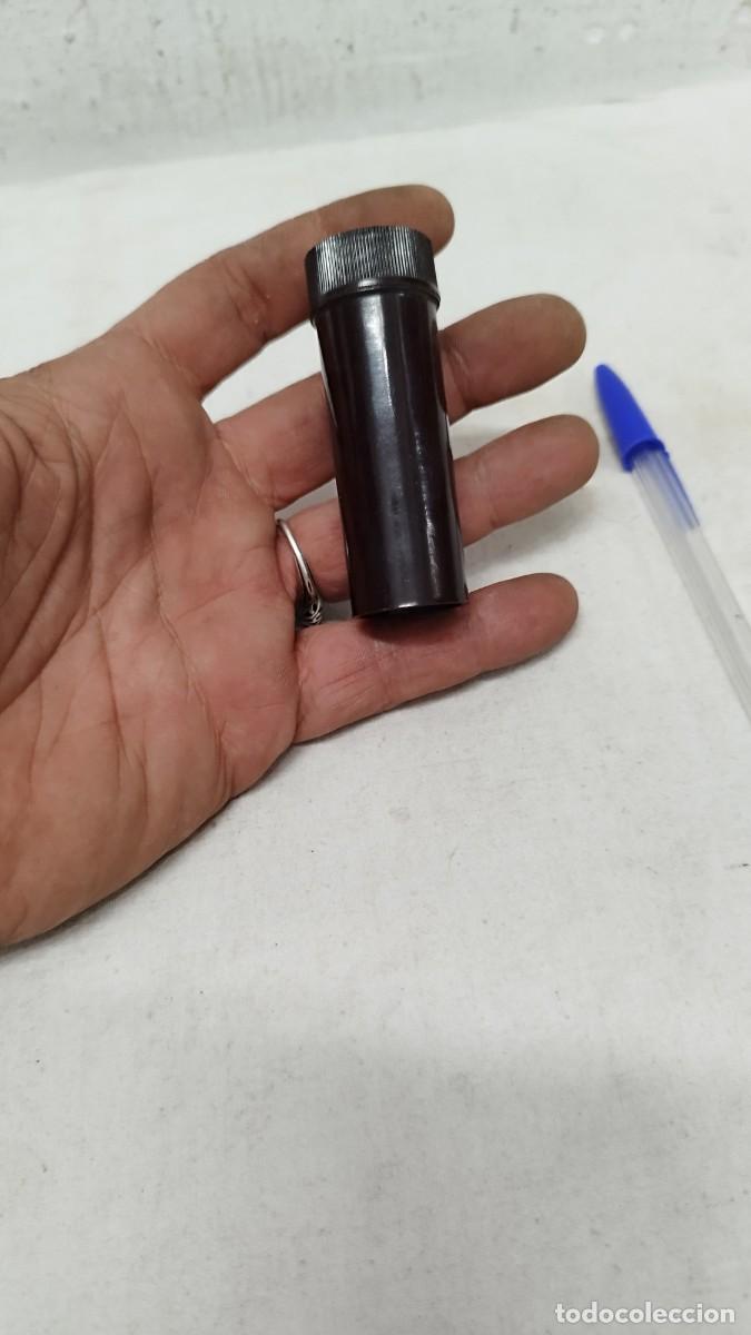 Blechdosen und Kisten: Antiguo Bote cil&iacute;ndrico de baquelita,marcaje Blue Kawine