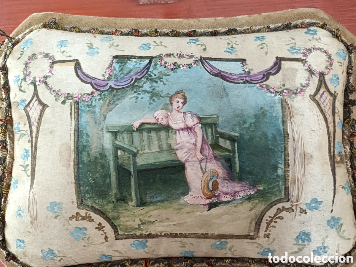 Cajas y cajitas met&aacute;licas: MUY RARA CAJA EUGENIO BURRIEL. REINA VALENCIA. SEDA PINTADA A MANO . SIGLO XIX