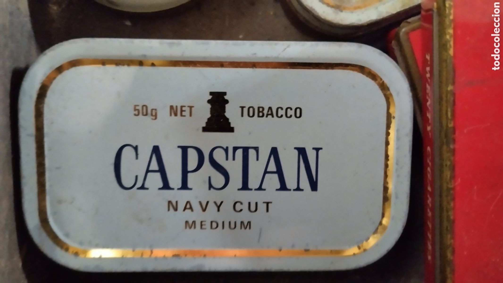 Cajas y cajitas met&aacute;licas: ANTIGUA LATA DE TABACO CAPSTAN NAVY CUT MEDIUM - Foto 1
