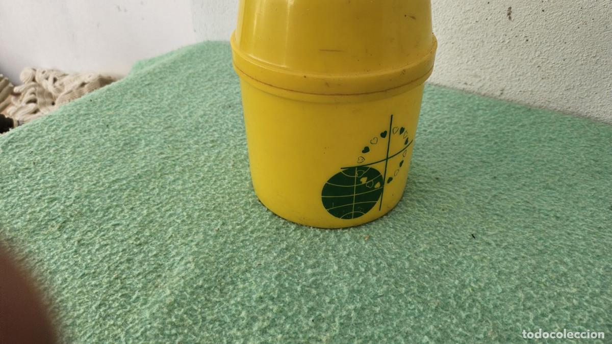 Cajas y cajitas met&aacute;licas: hucha antigua del domund - Foto 2