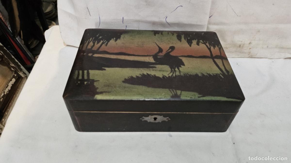 Cajas y cajitas met&aacute;licas: caja de madera antigua - Foto 1