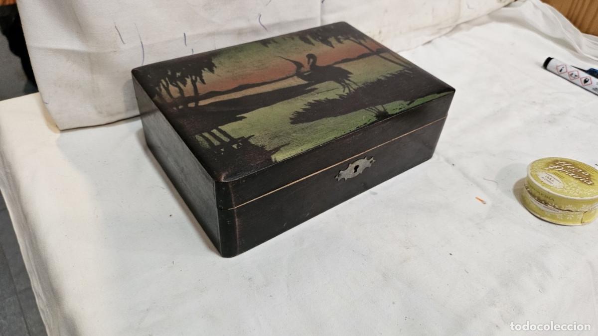 Cajas y cajitas met&aacute;licas: caja de madera antigua - Foto 2