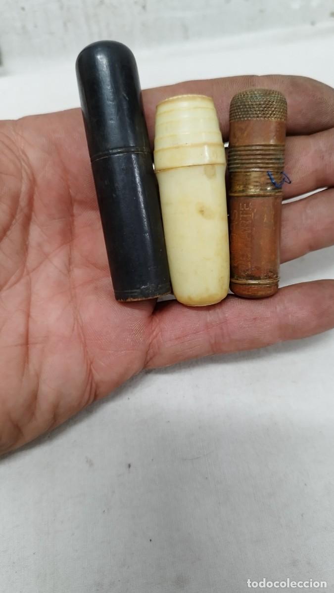 Cajas y cajitas met&aacute;licas: 3 Antiguas cajas cil&iacute;ndricas,tubo para guardar agujas hilo de coser.Publicidad Modas Richarte