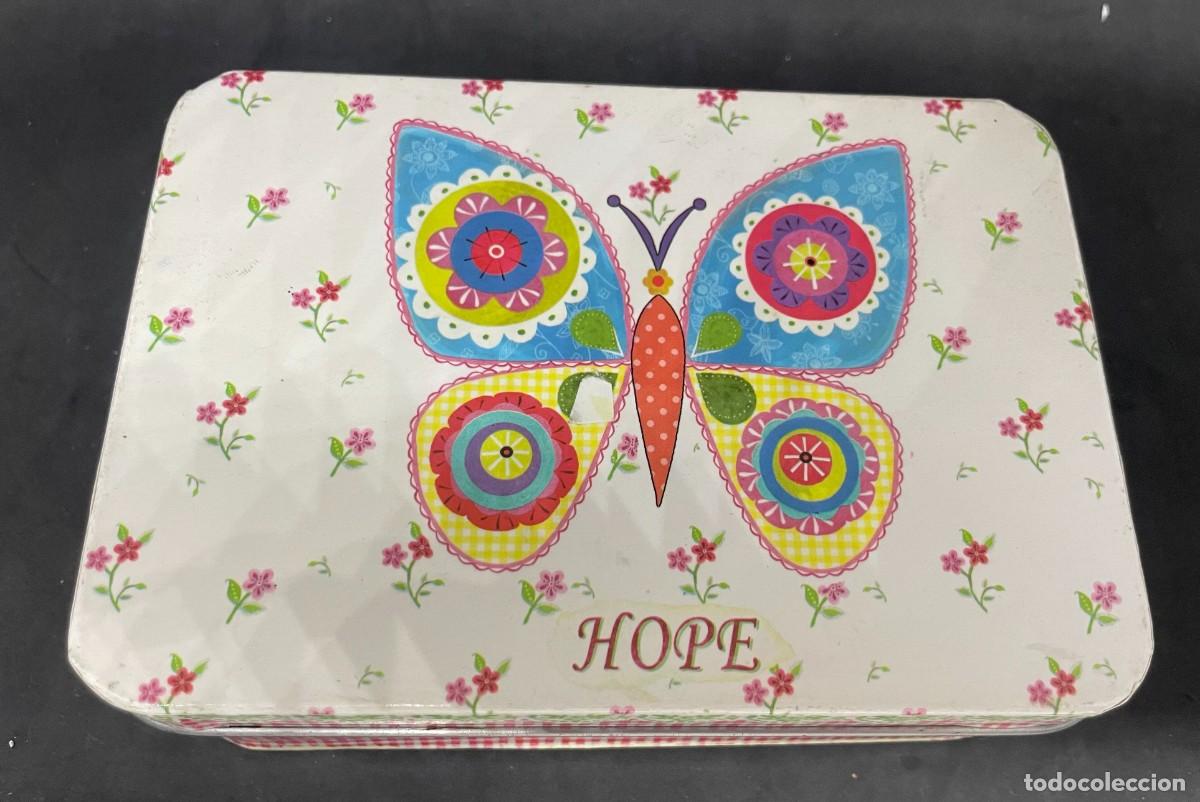 Bo&icirc;tes et petites bo&icirc;tes m&eacute;talliques: Caja metal dibujo mariposa. car1002