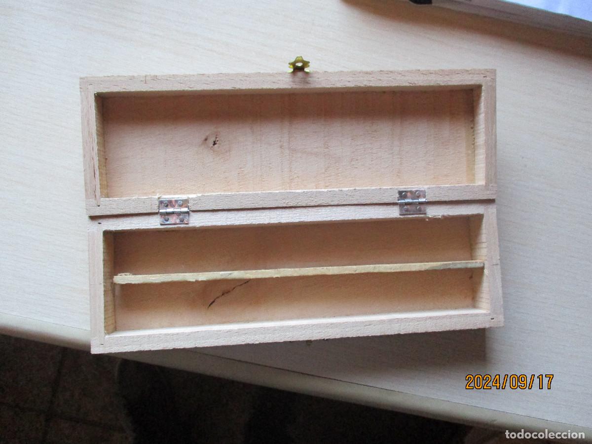 Cajas y cajitas met&aacute;licas: PLUMIER ANTIGUO COLEGIAL - Foto 2