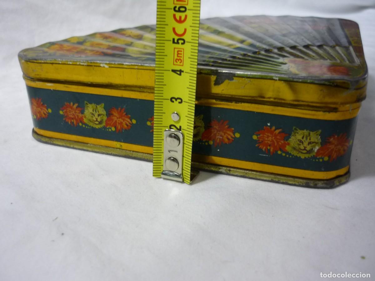 Cajas y cajitas met&aacute;licas: Caja de chapa en forma de abanico - Foto 12
