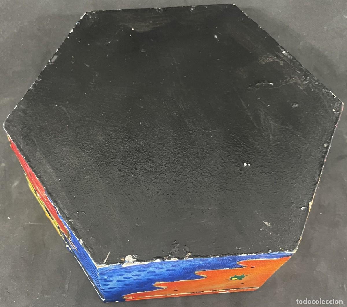 Cajas y cajitas met&aacute;licas: Caja madera exagonal pintada.CAR1013 - Foto 4