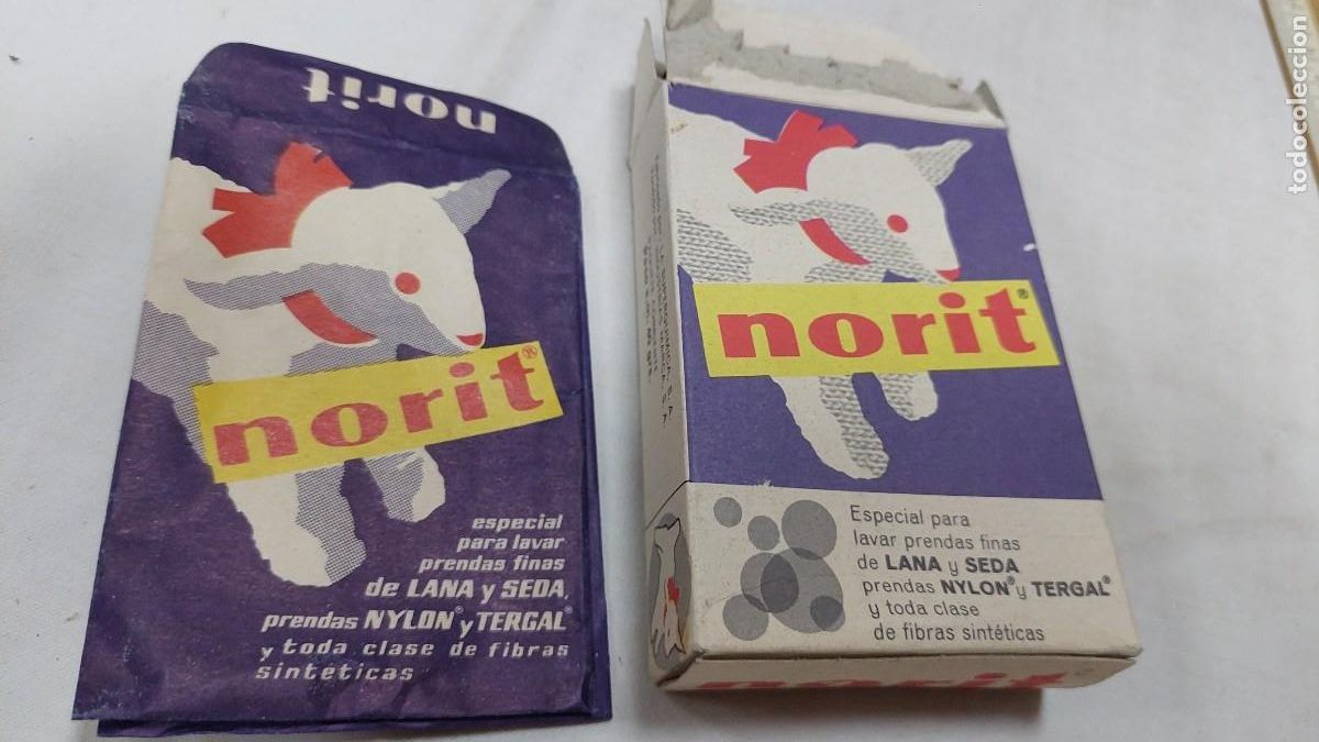 Cajas y cajitas met&aacute;licas: Antigua caja de detergente Norit con 3 sobres - Foto 1