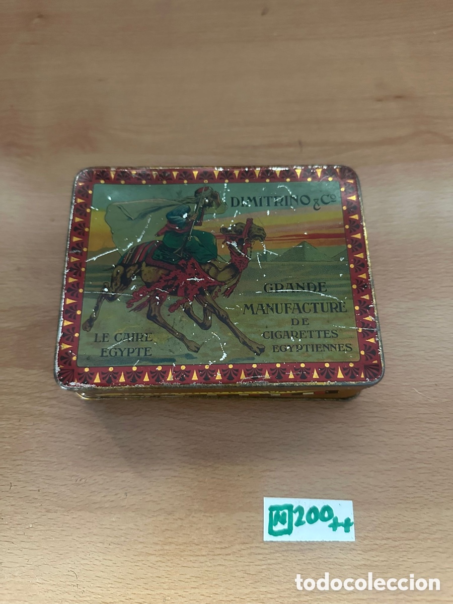 Cajas y cajitas met&aacute;licas: Antigua lata de cigarros - Foto 1