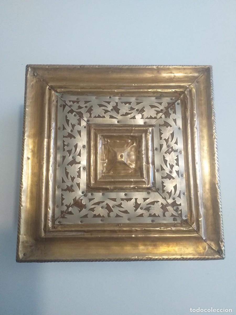 Cajas y cajitas met&aacute;licas: Caja de madera chapada con metales - Foto 3
