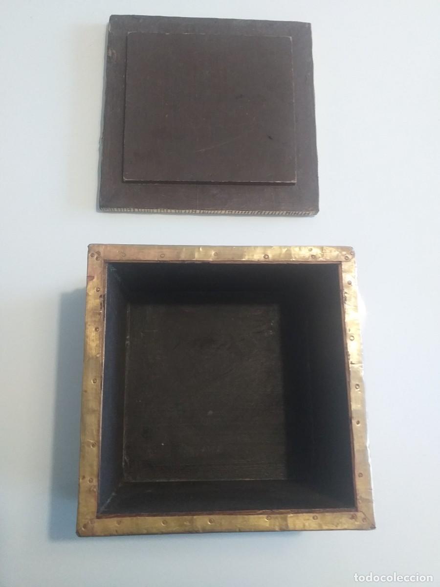 Cajas y cajitas met&aacute;licas: Caja de madera chapada con metales - Foto 5