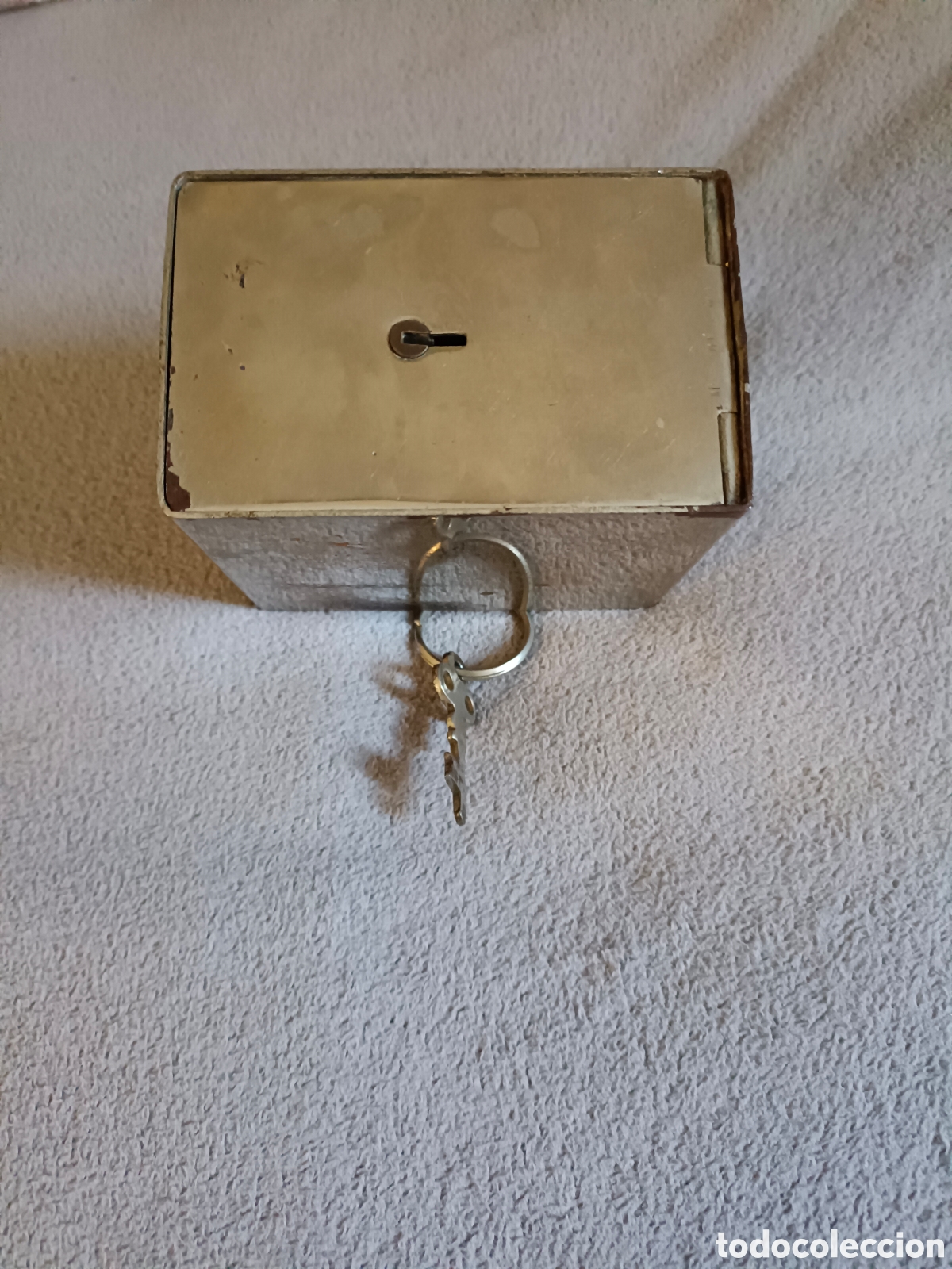 Cajas y cajitas met&aacute;licas: Hucha met&aacute;lica con su llave - Foto 4