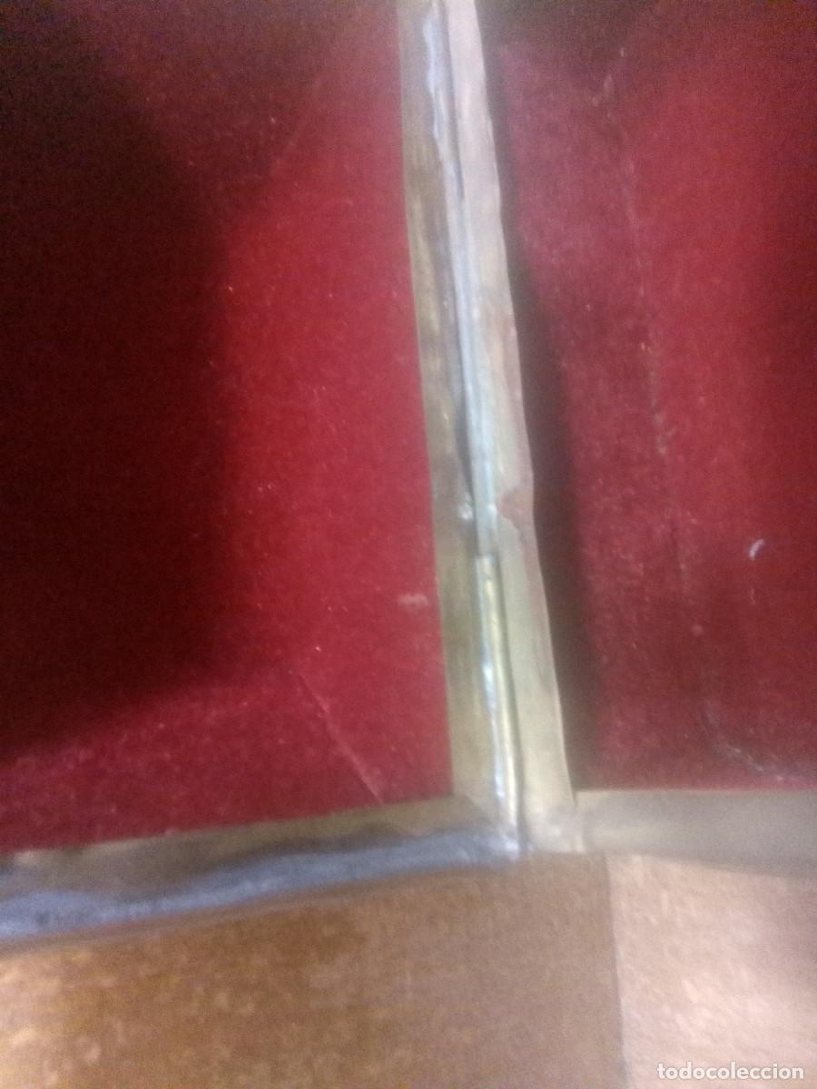 Cajas y cajitas met&aacute;licas: CAJA LAT&Oacute;N Y BRONCE CON ASTA INCRUSTADA - Foto 4