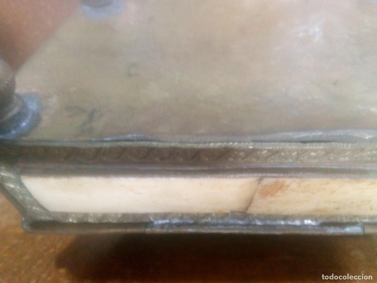 Cajas y cajitas met&aacute;licas: CAJA LAT&Oacute;N Y BRONCE CON ASTA INCRUSTADA - Foto 6