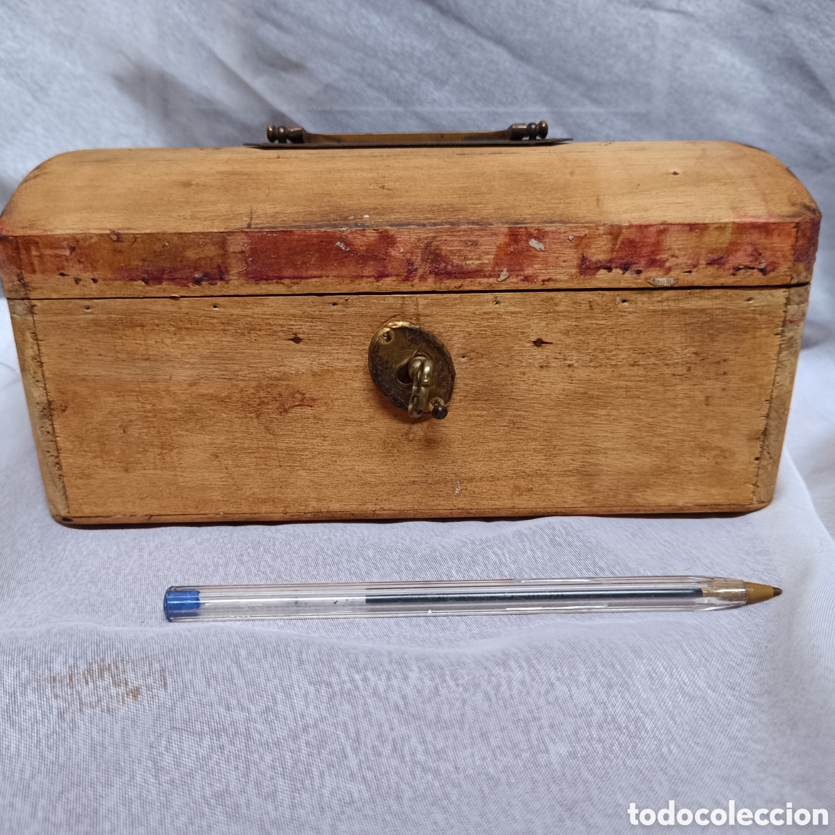 Cajas y cajitas met&aacute;licas: Caja Baul de madera para restaurar - Foto 1