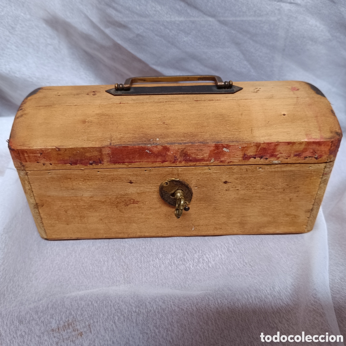 Cajas y cajitas met&aacute;licas: Caja Baul de madera para restaurar - Foto 2