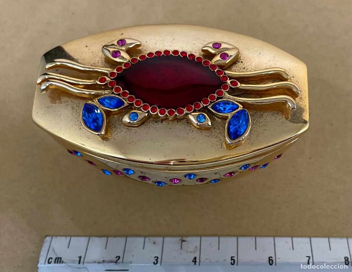 Bo&icirc;tes et petites bo&icirc;tes m&eacute;talliques: Peque&ntilde;a caja metal - con tapa - car227