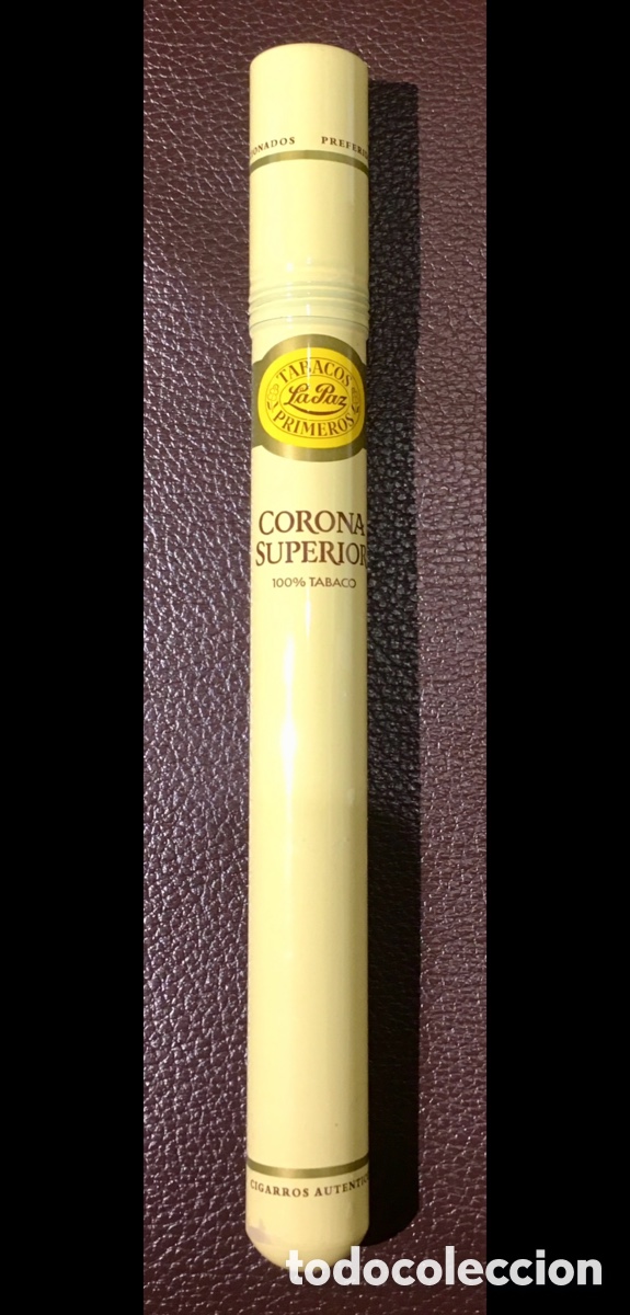 Cajas y cajitas met&aacute;licas: Puro con caja met&aacute;lica. CORONA SUPERIOR. Tabacos Primeros. LA PAZ.