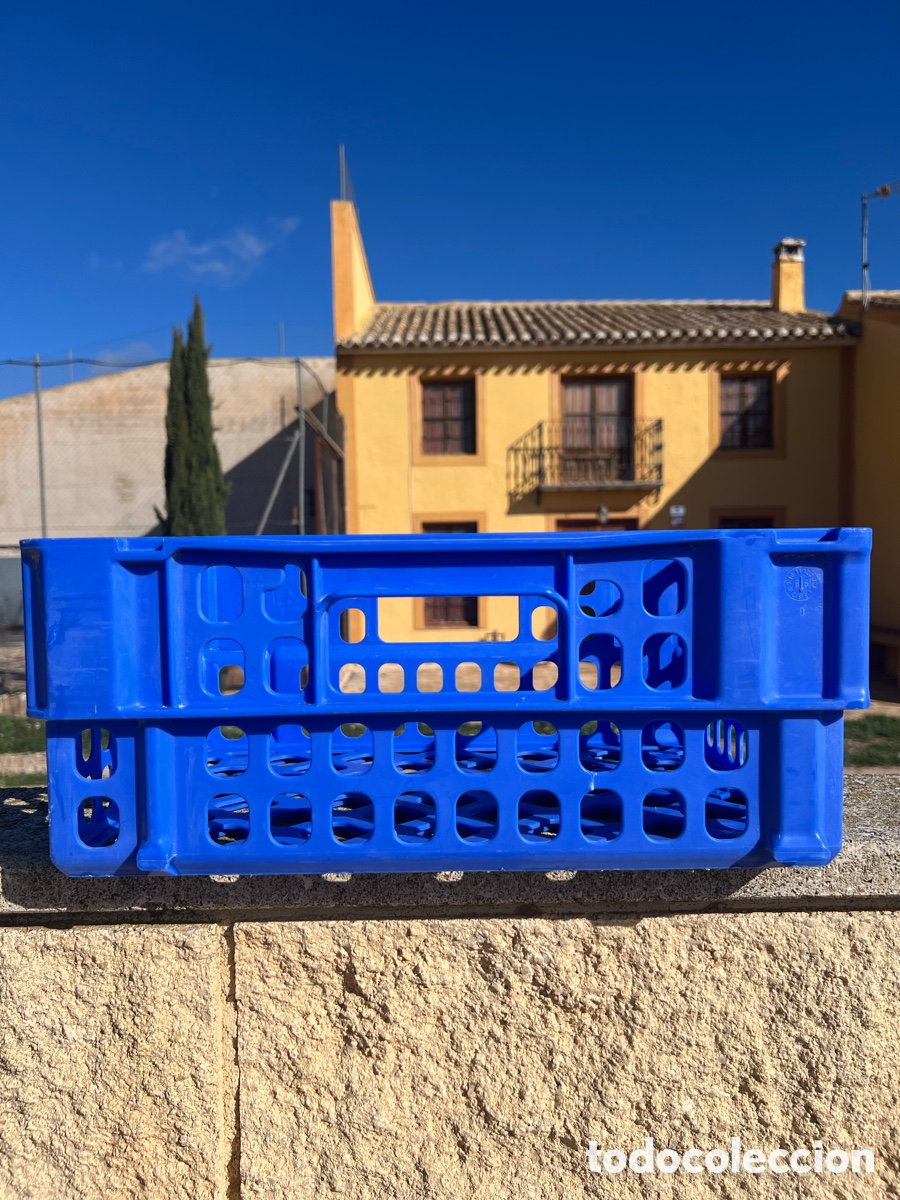 Cajas y cajitas met&aacute;licas: ANTIGUA CAJA DE DANONE