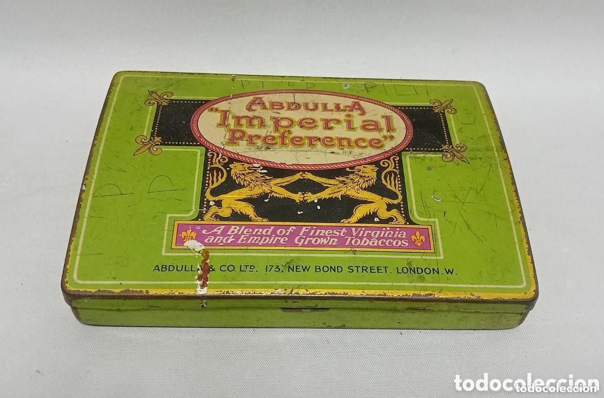 Bo&icirc;tes et petites bo&icirc;tes m&eacute;talliques: CAJA MET&Aacute;LICA DE TABACO. ABDULLA IMPERIAL PREFERENCE. NEW BOND STREET. LONDON