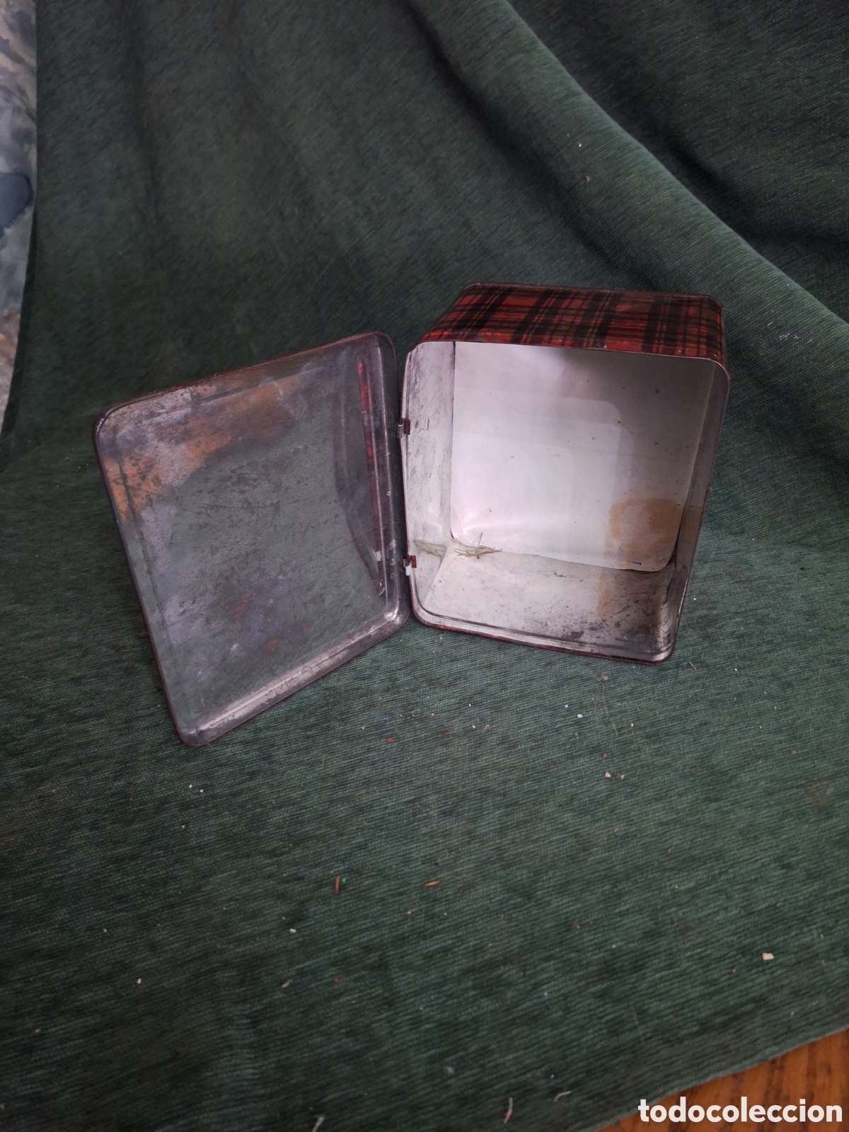 Cajas y cajitas met&aacute;licas: Caja de lata antigua - Foto 3