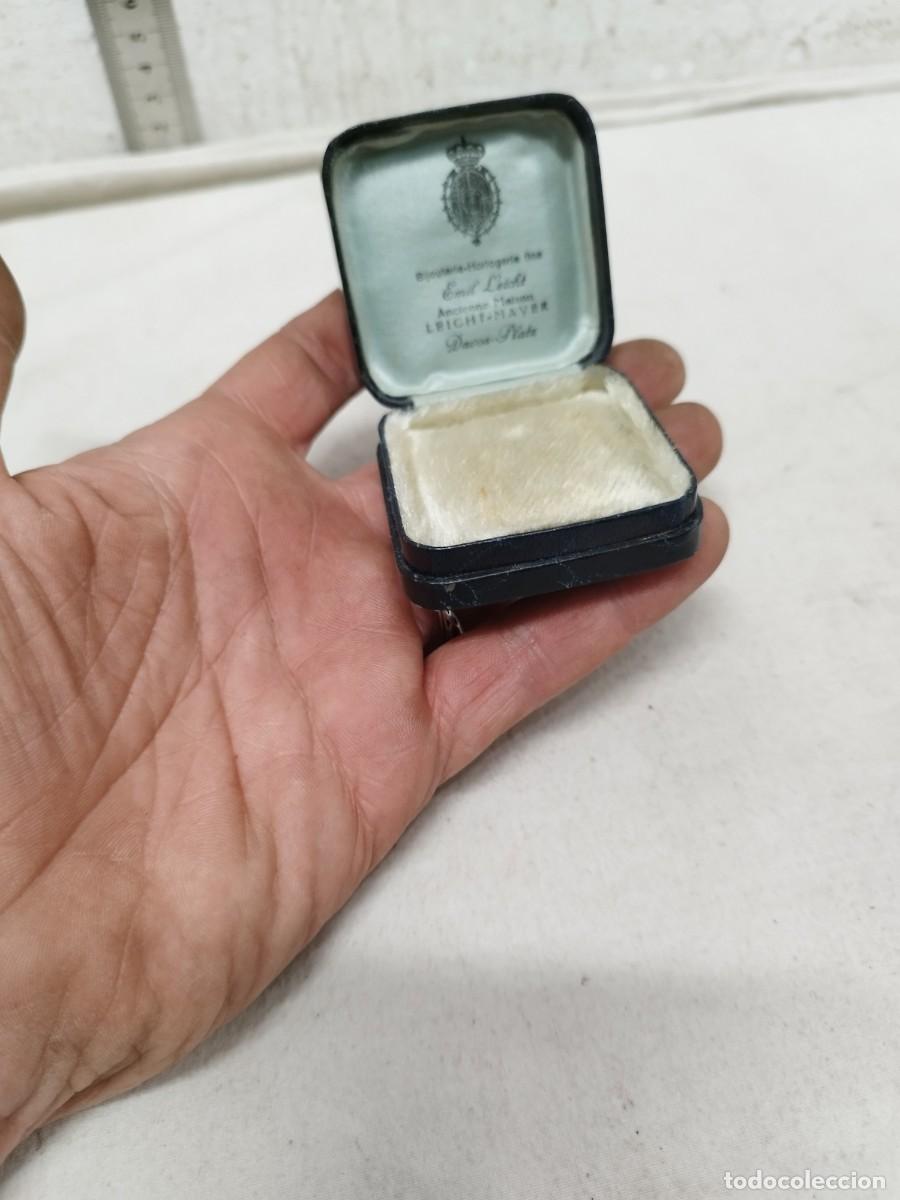 Cajas y cajitas met&aacute;licas: Antigua caja de joyeria, Emil Leicht, Ancienne Maison, Leitch Mayer.