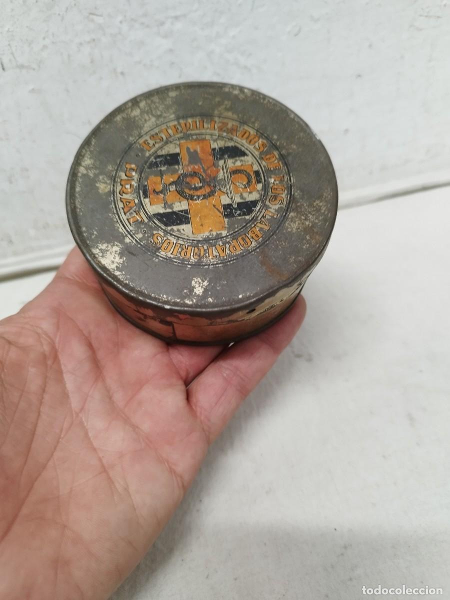 Cajas y cajitas met&aacute;licas: Antigua caja metalica, hijalata. Esterilizados, laboratorios Prats.