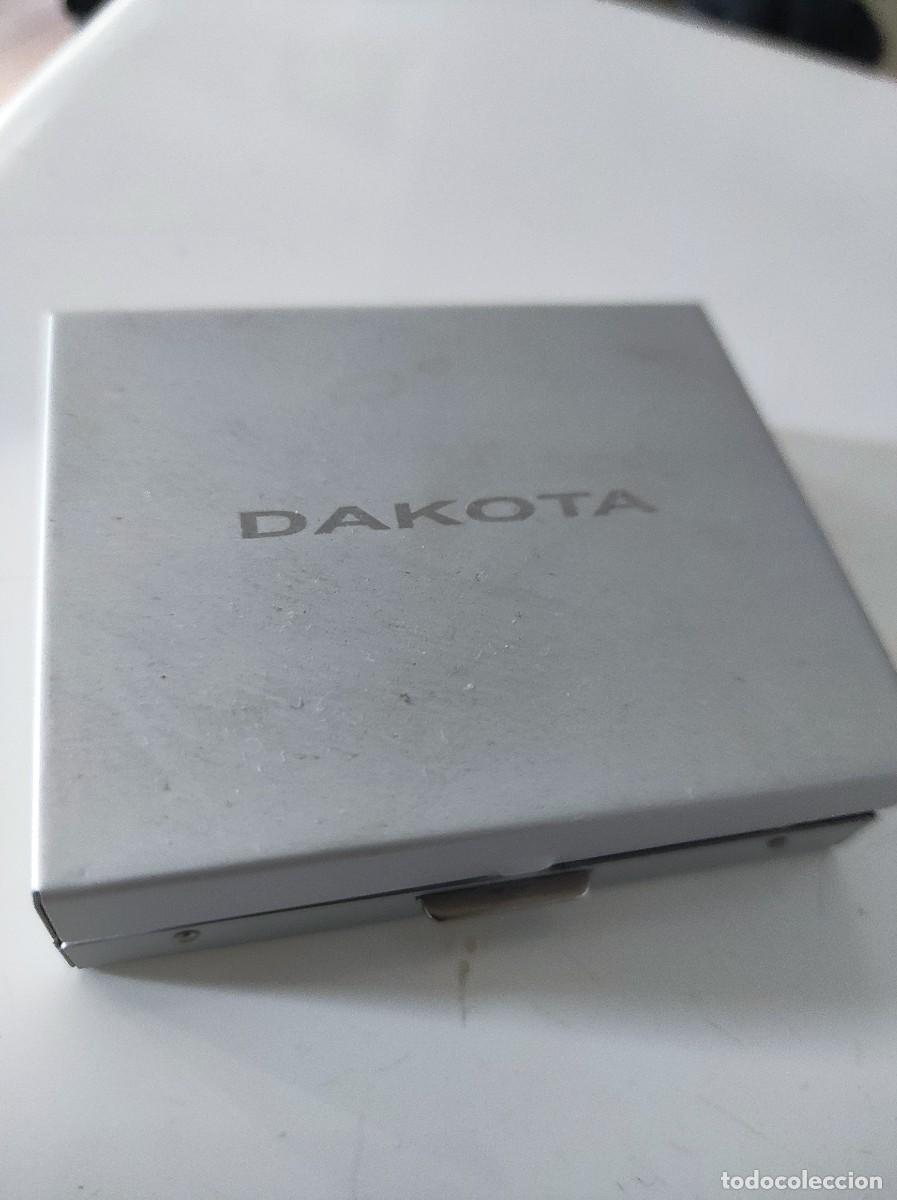 Cajas y cajitas met&aacute;licas: Caja con maquinilla sin usar - Foto 2