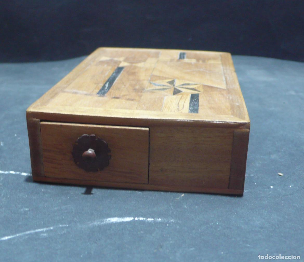 Cajas y cajitas met&aacute;licas: PEQUE&Ntilde;A CAJITA DE MADERA - Foto 3