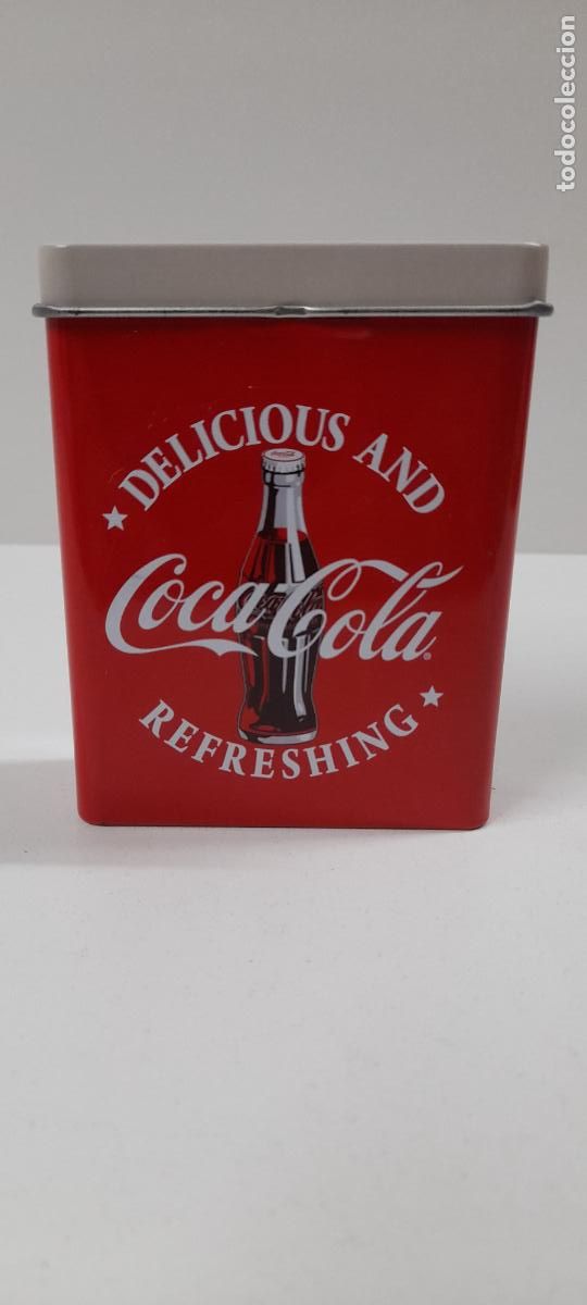 Boxes and metal boxes: CAJA CONTENEDOR DE COCA COLA - ARTICULO PROMOCIONAL . MEDIDA DE ALTURA 9,5 CM