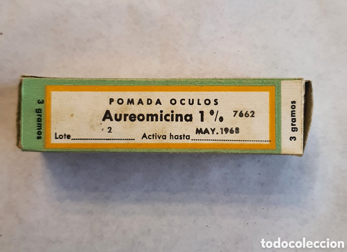Casse e cassette metalliche: Antigua caja de medicina Aureomicina