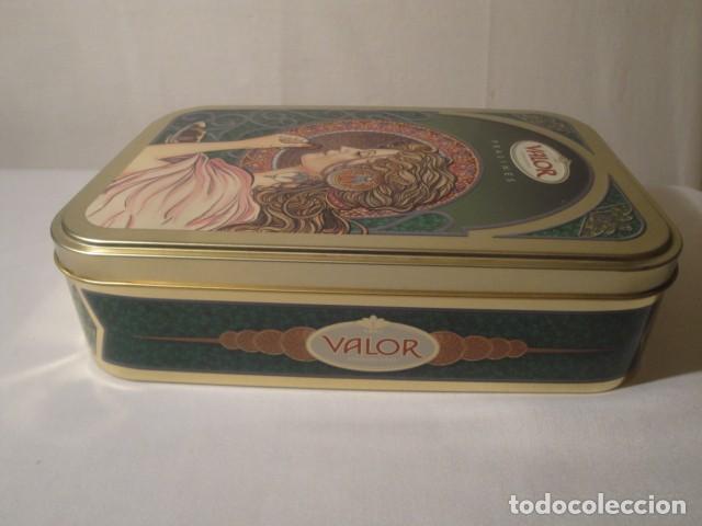 Cajas y cajitas met&aacute;licas: Lata de hojalata rectangular Valor Pralines. Nueva. - Foto 4